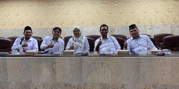 Pendampingan pembahasan RAPERDA Fasilitasi Penyelenggaraan Pondok Pesantren pada Rapat paripurna di DPRD Kabupaten Jember