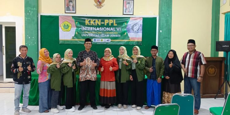 UPACARA PEMBERANGKATAN KKN-PPL INTERNASIONAL DI THAILAND
